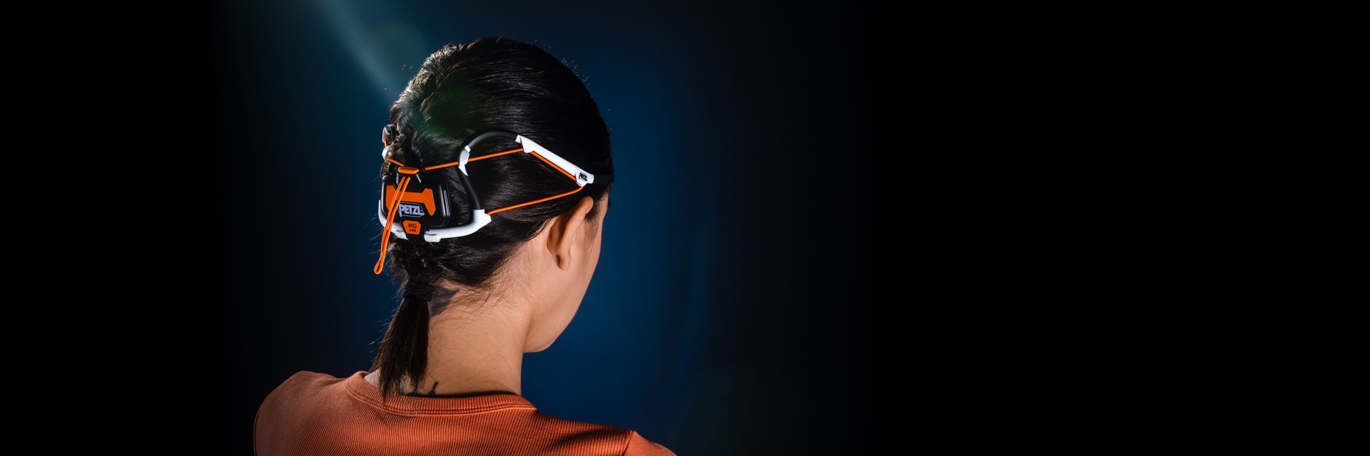 Background 1440 02 iko